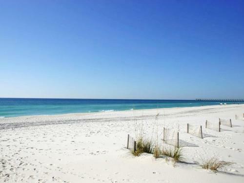 Apartamento Emerald Isle #1703