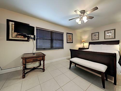 Apartamento Regency Towers #508 West