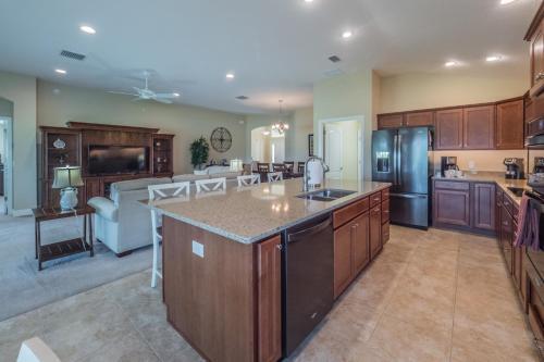 The Villages - Hensley Avenue 5829