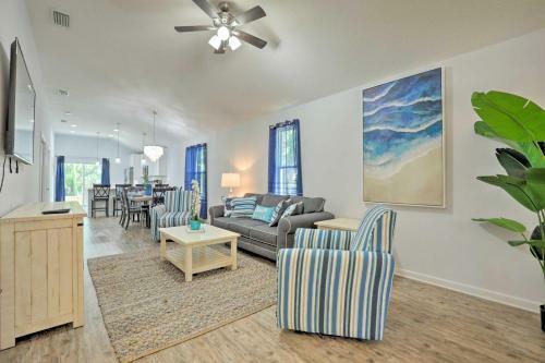 St Augustine Beach Cottage Walk To Water!