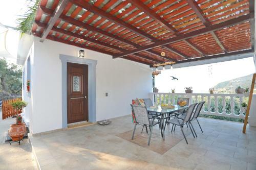Esperides Apartments Arethousa
