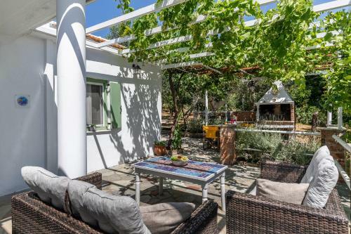 Skopelos Amigdalia Cottage