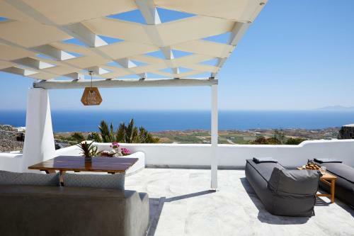 Villa El Verano Suites