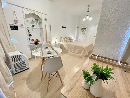 Elegant And Cozy Classic Room