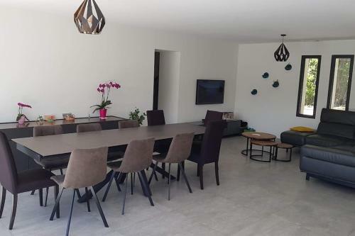 Villa Climatis�e, Piscine, Centre Mouans-sartoux
