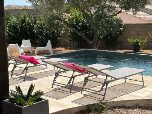 Jolie Maison de Vacances Avec Piscine