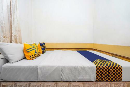 Spot On 91444 Hotel Arimbi