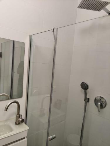 Jerusalem Apartments (In Bat Yam) By Pay Box
