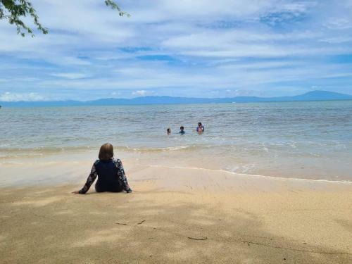 Lodge Calatagan's Bahay Kubo