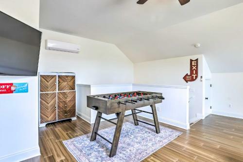 Family Friendly Calera Getaway With Game Room!