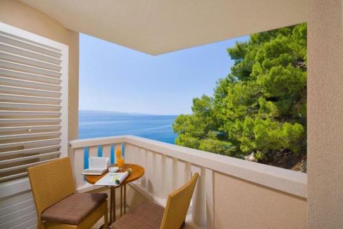 Hostal Apartments And Rooms Beachfront Luxury Condos