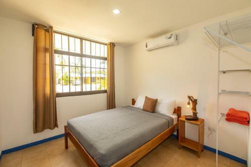 Armonia #2 - Beach Side Apartment In The Heart Of Playas Del Coco