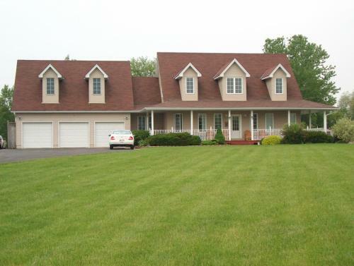 Entire Country Home In Guelph