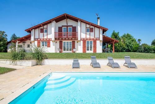 Villa Nik-nahia By Firstlidays