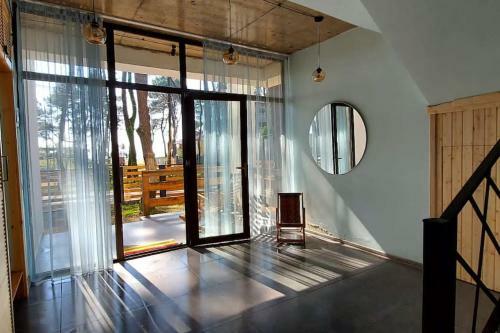 Beachfront 4-bedroom Home In Kaprovani Pine Forest