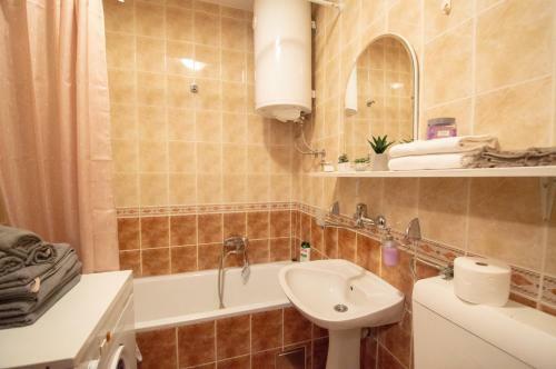 Central 1-bedroom Apartment (50sqm) - Duke