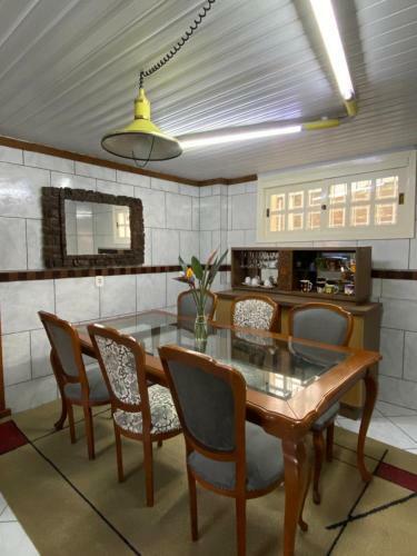 Casa Aconchegante Em Bairro Pr�ximo Ao Centro !