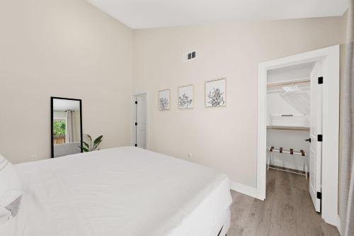 Cozy 2 Bedroom Home In Carmichael