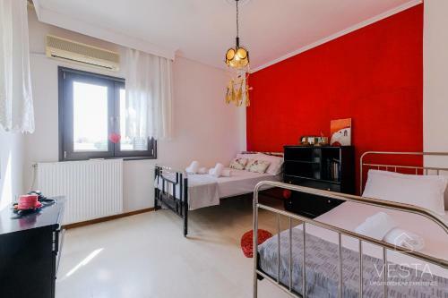 Jasmine 3-bdrm Maisonette, Sea & Pine Tree Views
