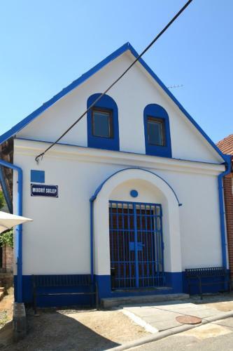 Apartamento Buravino - Modr� Sklep Zaje?�