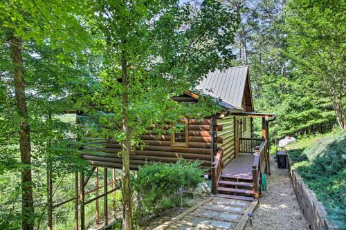 Secluded Blue Ridge Cabin With Hiking On-site!