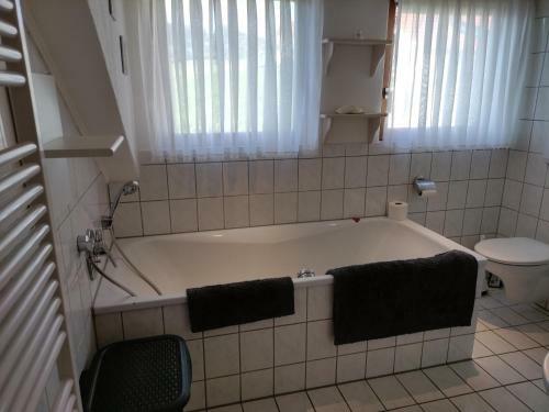 Apartamento Direkt Am Hopfensee- Ferienwohnung