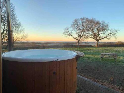 Luxury Glamping Cabins In Stunning Countryside