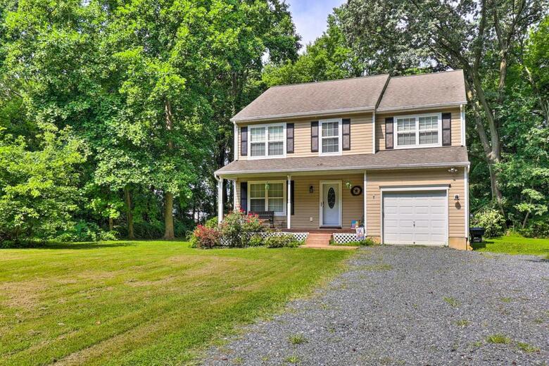 Beach House W/ Kayaks & Shared Boat Ramp Access