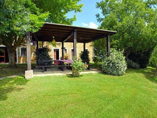 Holiday Home Casa Dei Ciliegi Gambassi