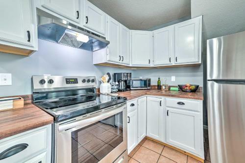 Large Home - Near Downtown, Beach And Marina!