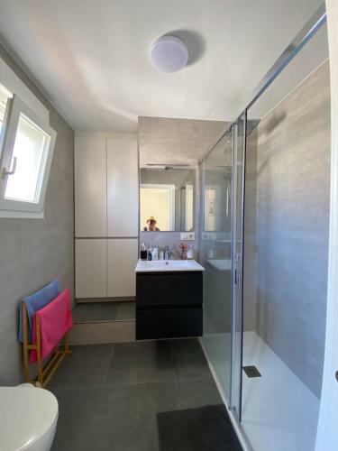 Spacious Family House Near Beach