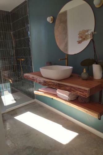 Hostal Aquarius In Cassis, Chambres D'h�tes