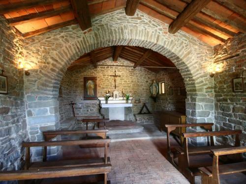 Lodge Holiday Home Clemacine Loro Ciuffenna