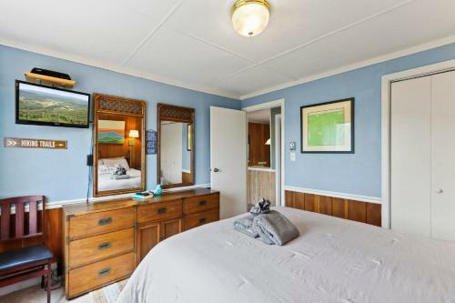 3br 2ba Mountain Condo Sleeps 6 Indoor Pool