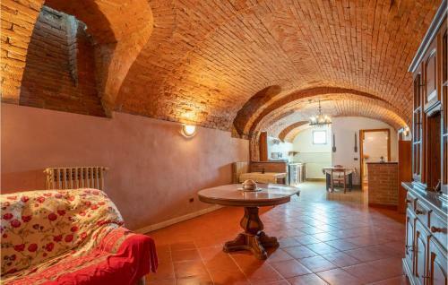 Beautiful Home In Vignale Monferrato With Wifi And 4 Bedrooms
