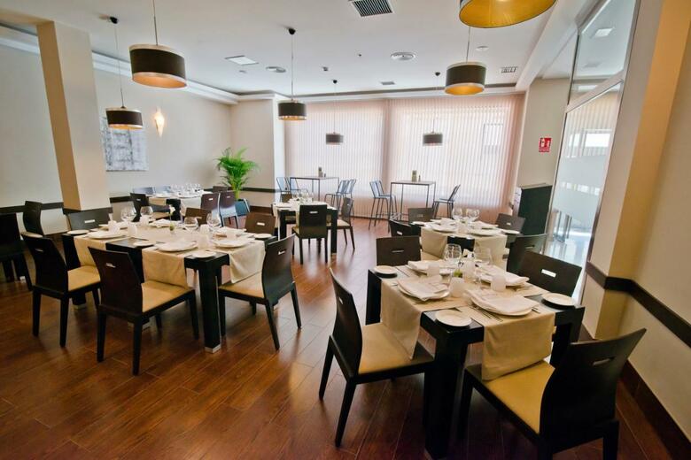 Hotel Bah�a De Almu��car