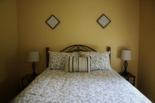 Fernwood Sanctuary: Relax W/ Weed, Wine, & Nature.