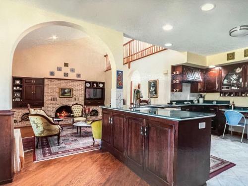 Cheerful Five-bedroom Villa With Fireplaces