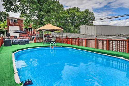 Pittsburgh Home With Pool, Fire Pit And Game Room