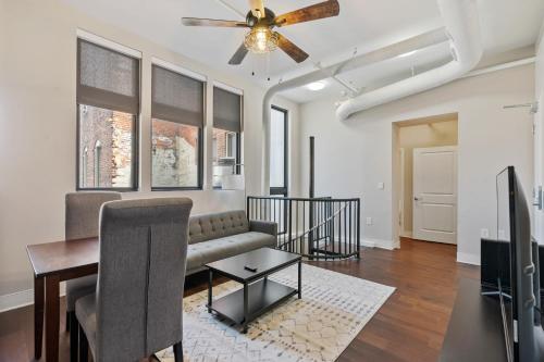 Modern Upscale 2br Apartment In Carson By Stay Gia