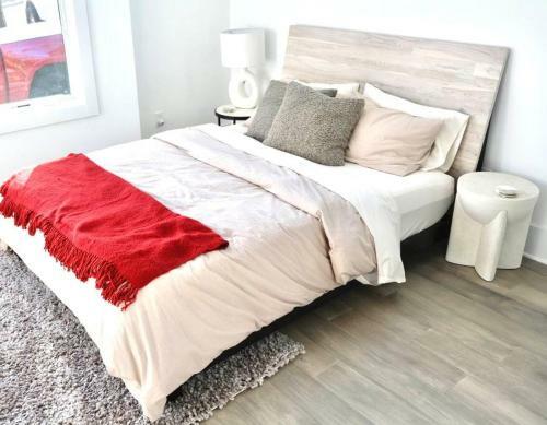 Nashvilla. A Luxe Escape + 3 Miles To Downtown.