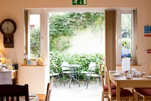 Galvins On The Green B&B