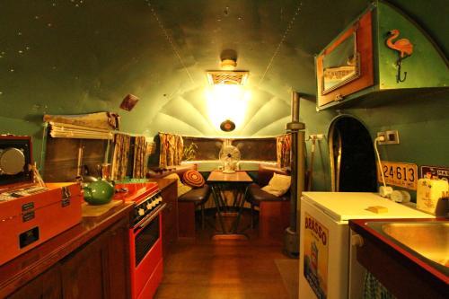 Bed & Breakfast Belrepayre Airstream Retro