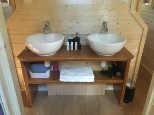 Hostal La Roulotte Des Bords de Sa�ne