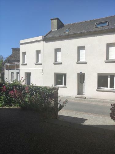 Jolie Maison de Bourg � 1km Des Plages