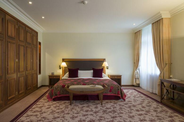 Hotel Suvretta House