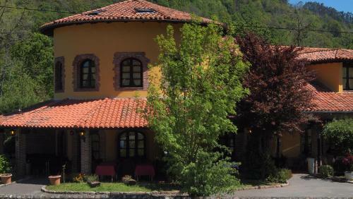 Grupo Hotelero La Pasera