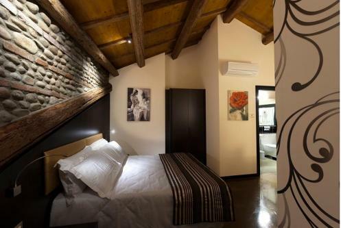 Villa Solaris Hotel & Residence