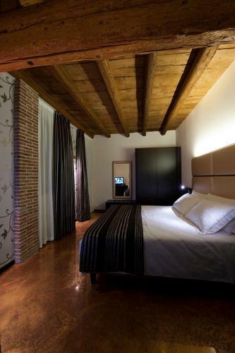 Villa Solaris Hotel & Residence