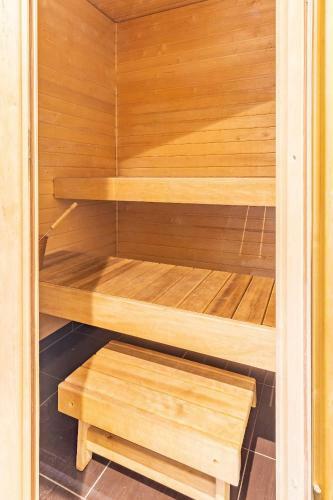 Two Room Apartment With Sauna, With Air Conditioner!